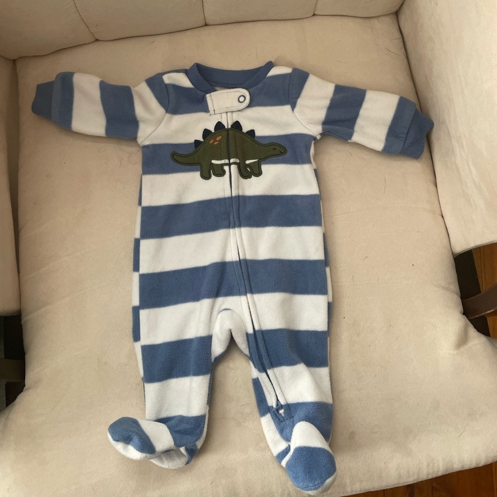 Carters stripped fleece footie outfit/ pjs NB